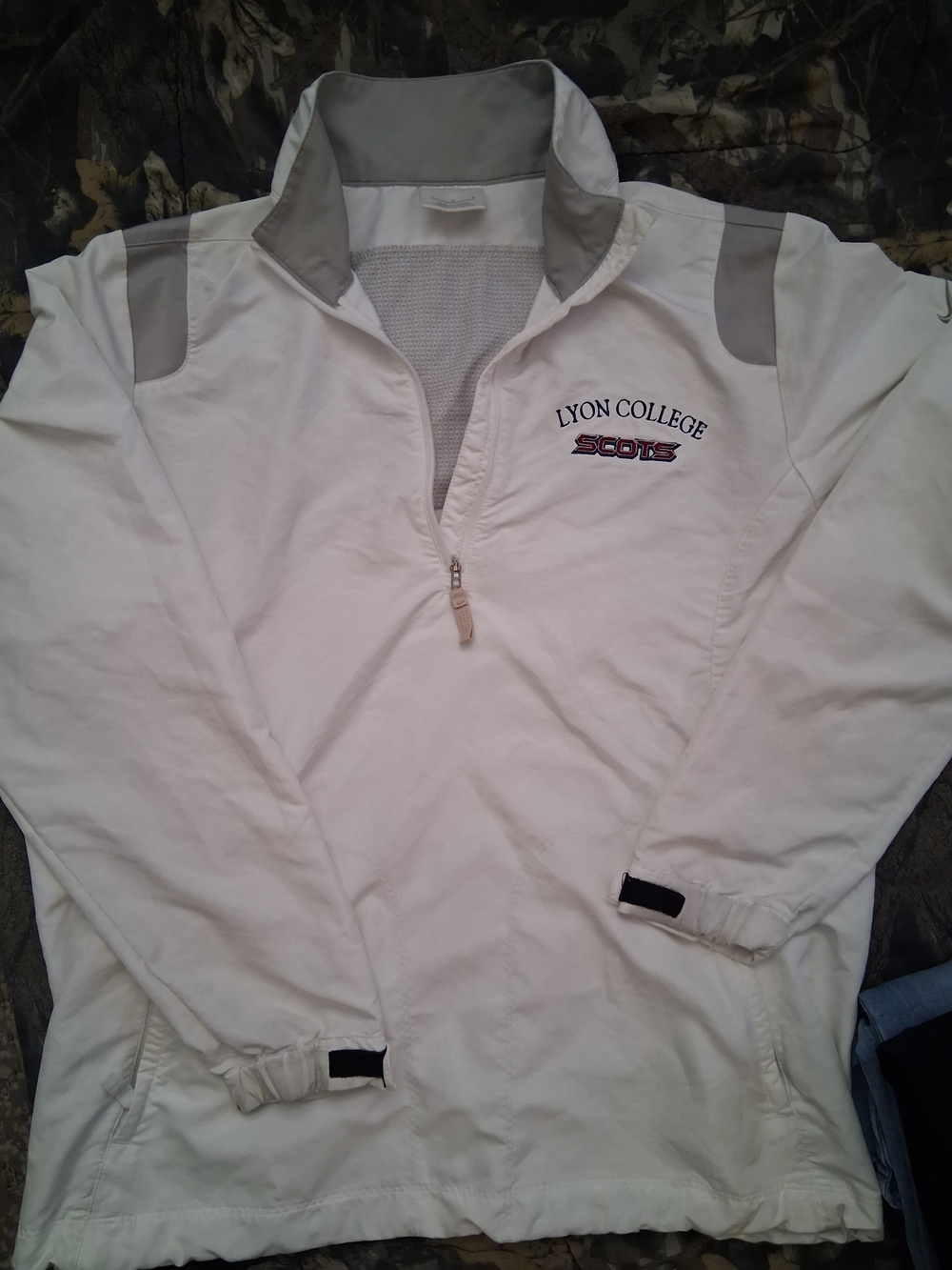 Nike White & Gray Lyon College Pullover Windbreaker